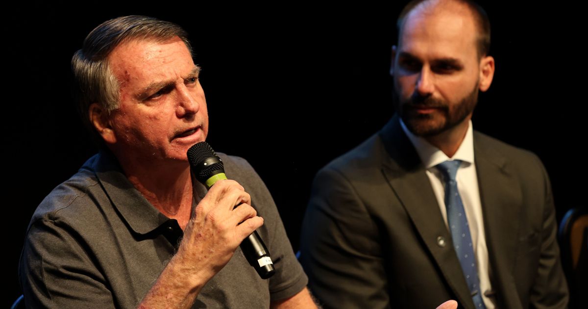 Aliados reclamam de fala de Eduardo sobre enviar vídeo a Bolsonaro | Blogs | CNN Brasil